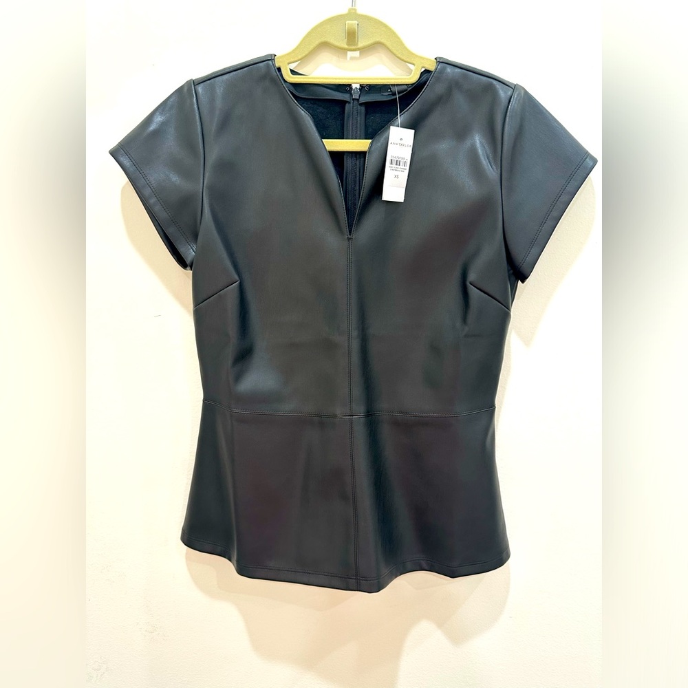 NWT Ann Taylor Faux Leather Peplum Top. Size XS